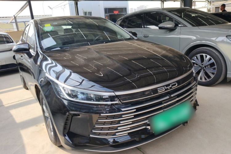 Used BYD Destroyer 05 2024 HONOR Edition DM-i 55KM Luxury Model Front Right 45 Deg