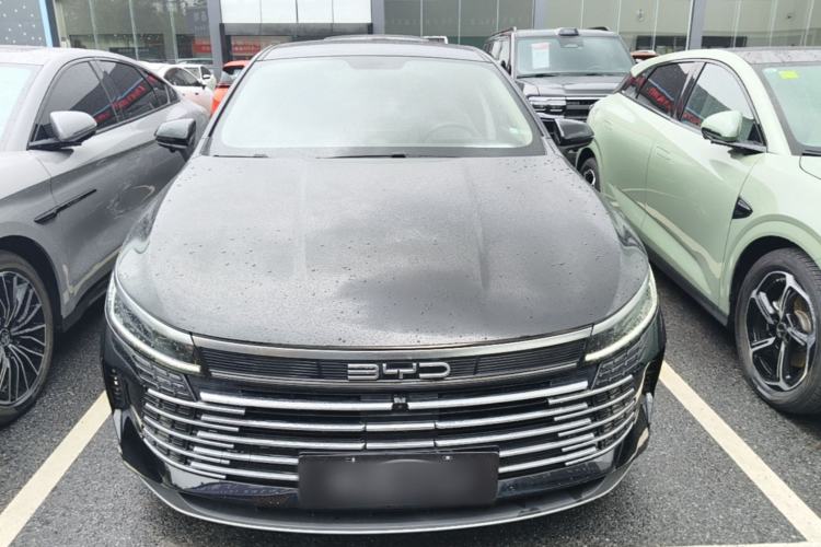 Used BYD Destroyer 05 2024 HONOR Edition DM-i 55KM Luxury Model Front