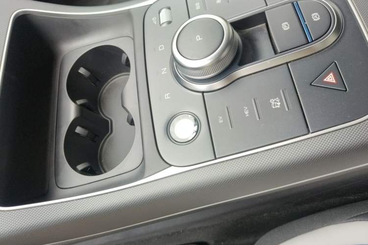 Used BYD Destroyer 05 2024 HONOR Edition DM-i 55KM Luxury Model Gear Lever