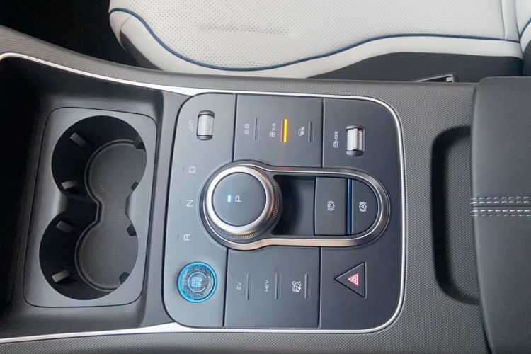 Used BYD Destroyer 05 2024 HONOR Edition DM-i 55KM Luxury Model Gear Lever