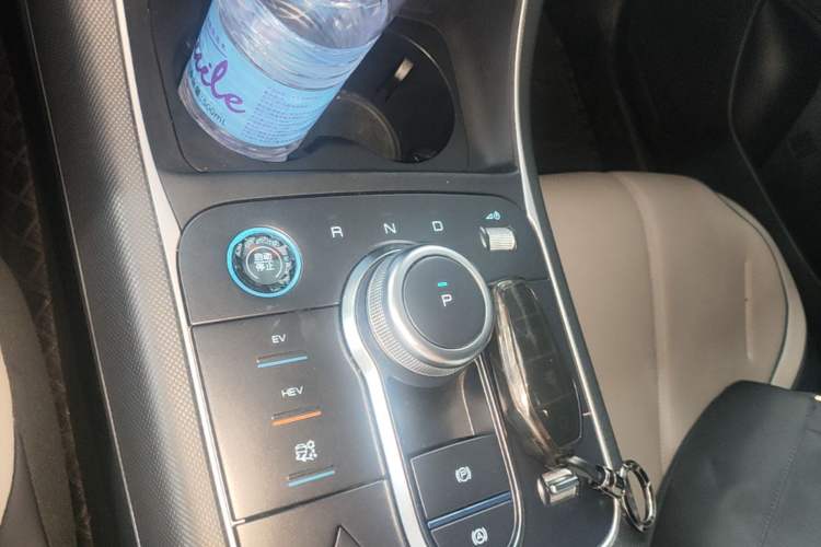 Used BYD Destroyer 05 2024 HONOR Edition DM-i 55KM Luxury Model Gear Lever