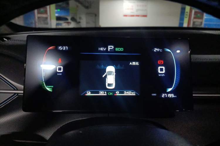 Used BYD Destroyer 05 2024 Honor Edition DM-i 120KM Luxury Model Instrument Cluster