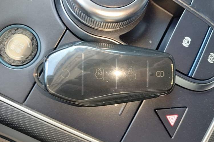 Used BYD Destroyer 05 2024 HONOR Edition DM-i 55KM Luxury Model Interior 1