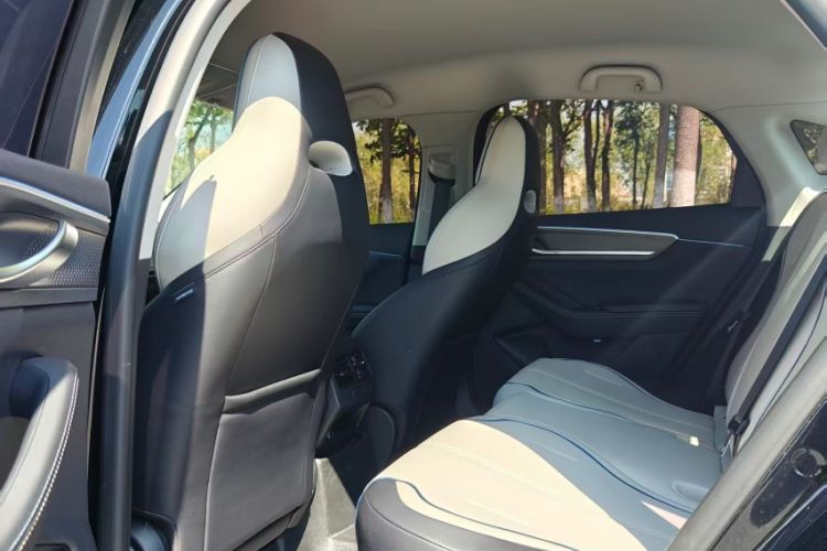 Used BYD Destroyer 05 2024 HONOR Edition DM-i 55KM Luxury Model Interior 3