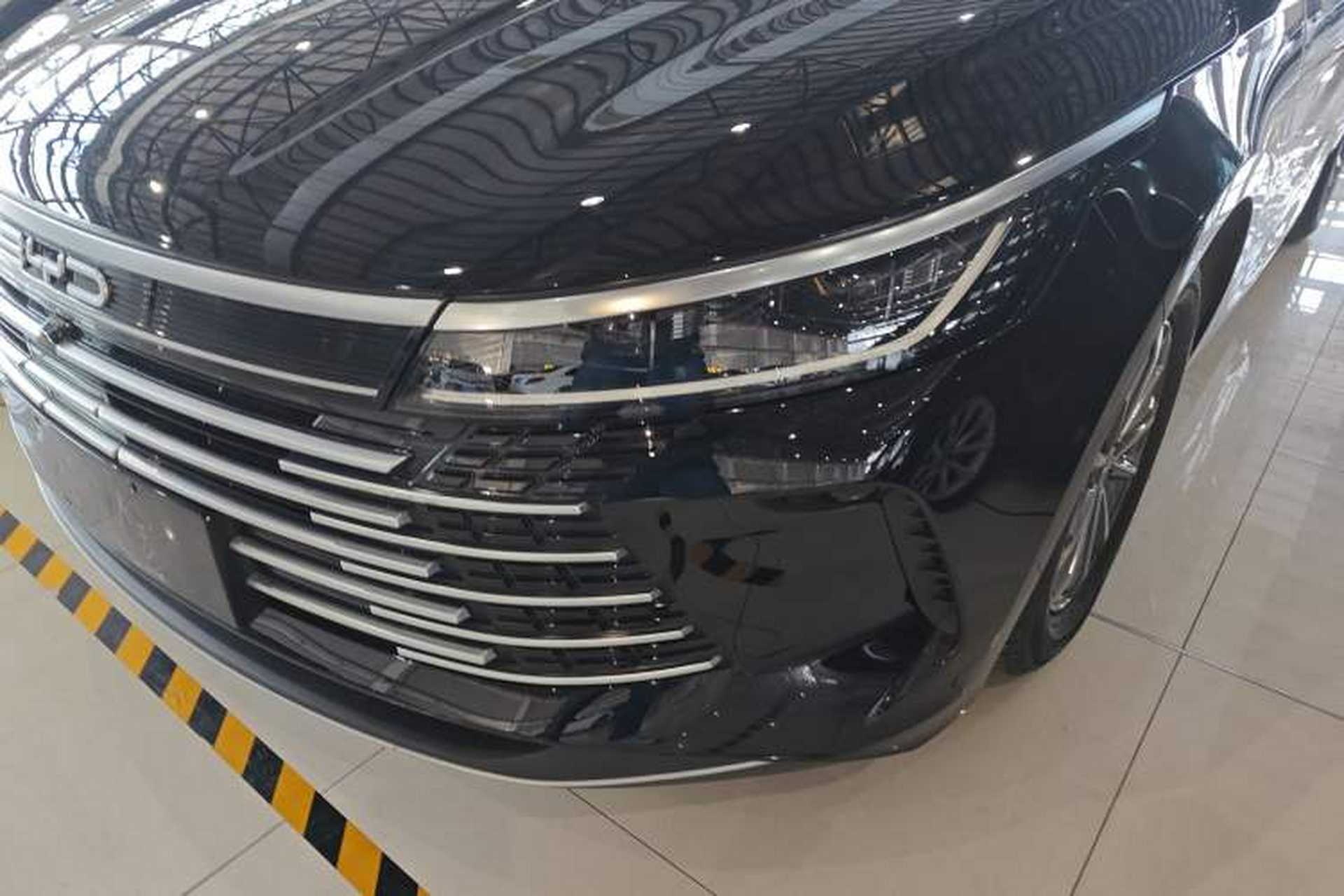Used BYD Destroyer 05 2024 DM-i 55KM Flagship Glory Edition Left Front Headlight