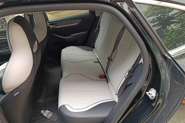 Used BYD Destroyer 05 2024 HONOR Edition DM-i 55KM Luxury Model Left Rear Seat