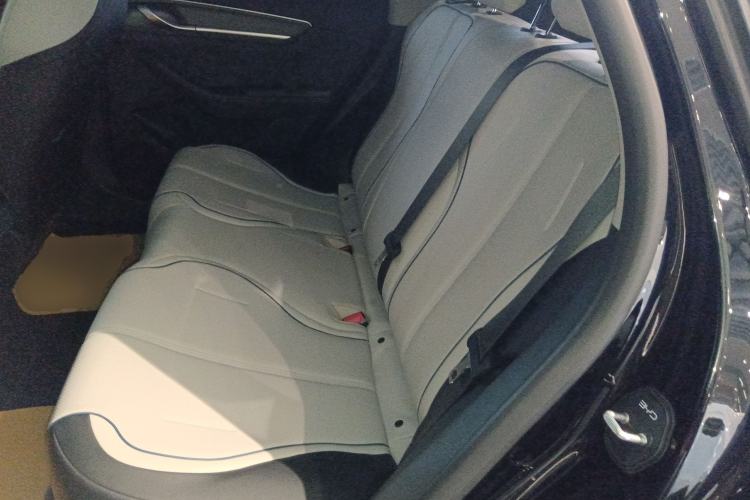 Used BYD Destroyer 05 2024 Honor Edition DM-i 120KM Luxury Model Left Rear Seat