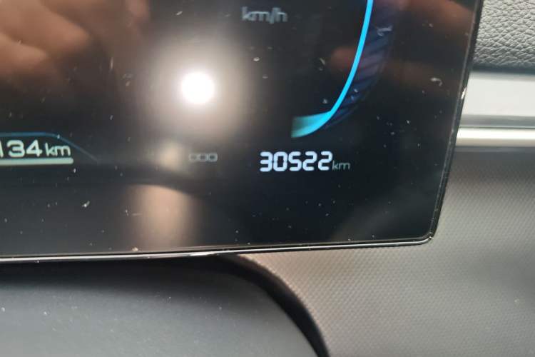 Used BYD Destroyer 05 2024 HONOR Edition DM-i 55KM Luxury Model Odometer Close Up