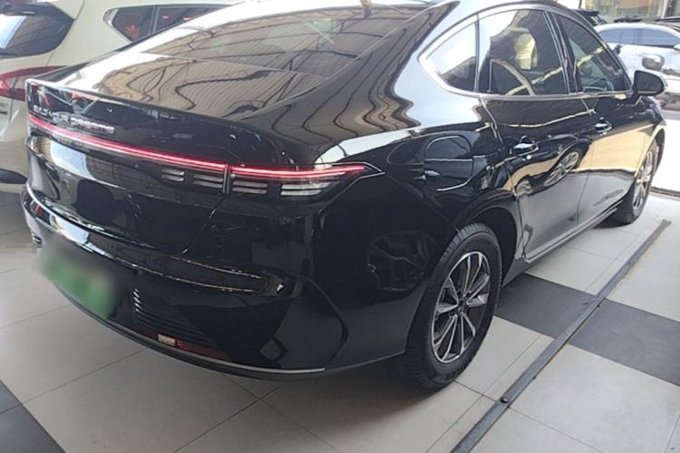 Used BYD Destroyer 05 2024 HONOR Edition DM-i 55KM Luxury Model Rear Right 45 Deg