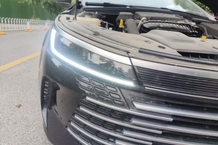 Used BYD Destroyer 05 2024 HONOR Edition DM-i 55KM Luxury Model Right Front Headlight