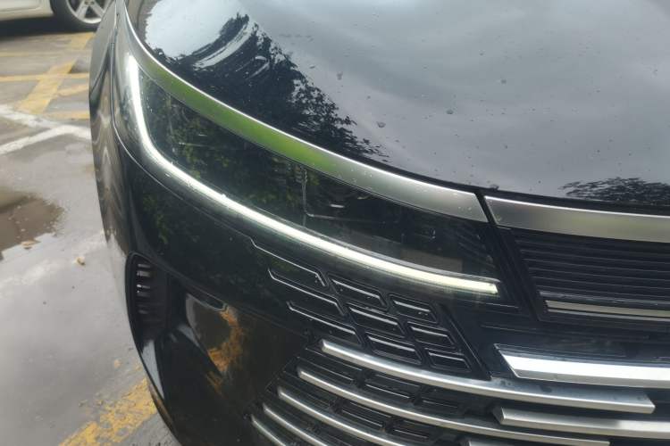 Used BYD Destroyer 05 2024 Honor Edition DM-i 120KM Luxury Model Right Front Headlight