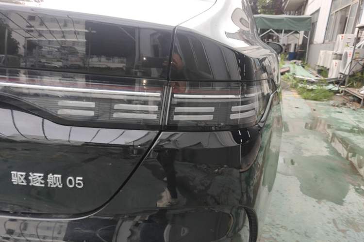 Used BYD Destroyer 05 2024 HONOR Edition DM-i 55KM Luxury Model Right Rear Taillight