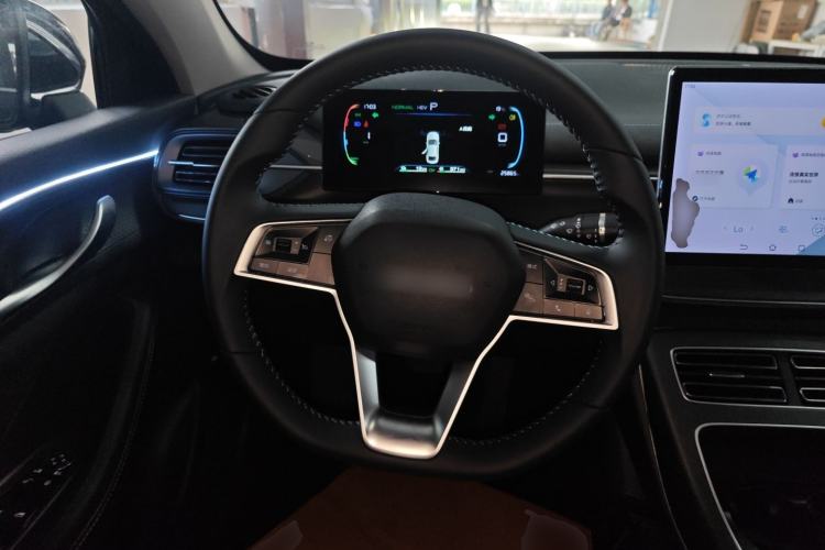 Used BYD Destroyer 05 2024 HONOR Edition DM-i 55KM Luxury Model Steering Wheel