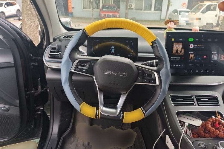 Used BYD Destroyer 05 2024 HONOR Edition DM-i 55KM Luxury Model Steering Wheel