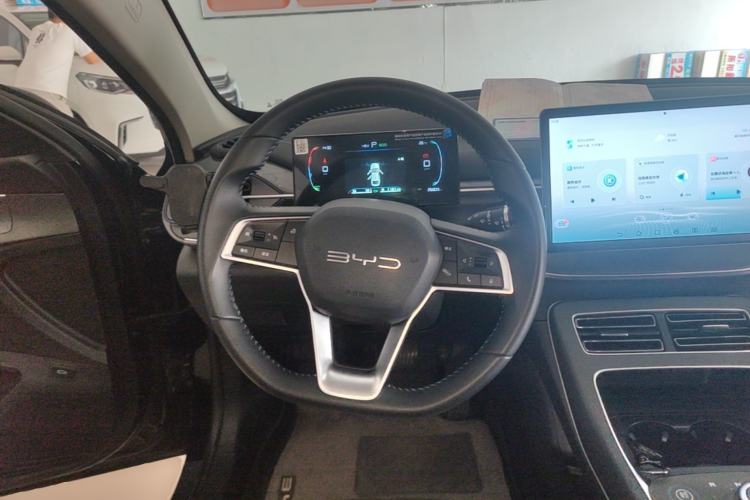 Used BYD Destroyer 05 2024 HONOR Edition DM-i 55KM Luxury Model Steering Wheel