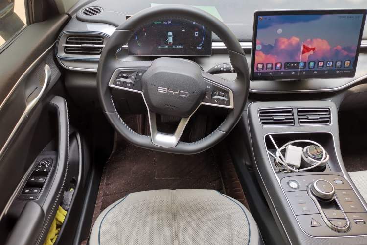 Used BYD Destroyer 05 2024 HONOR Edition DM-i 55KM Luxury Model Steering Wheel