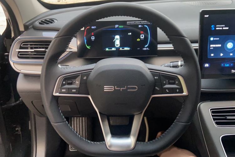 Used BYD Destroyer 05 2024 HONOR Edition DM-i 55KM Luxury Model Steering Wheel