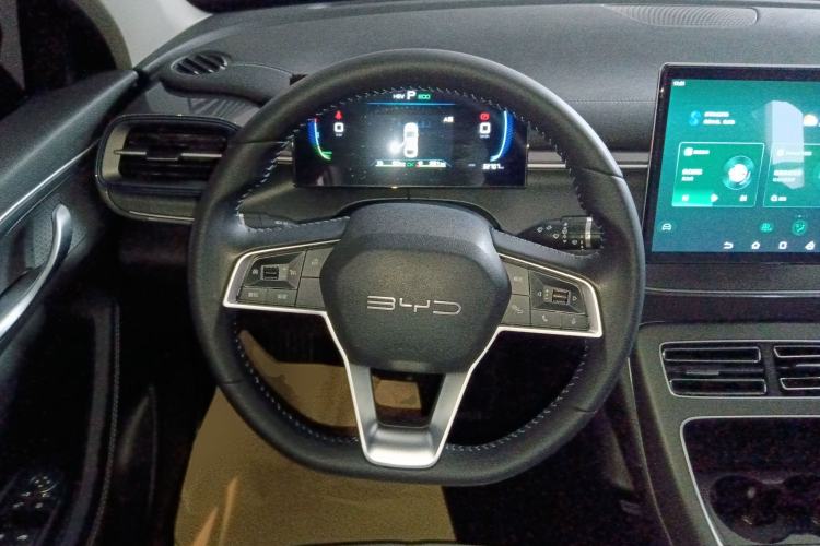 Used BYD Destroyer 05 2024 Honor Edition DM-i 120KM Luxury Model Steering Wheel