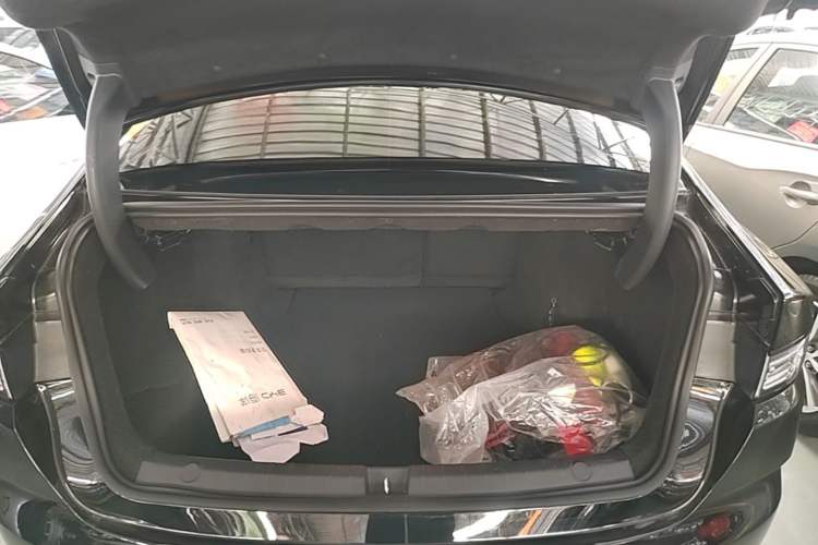 Used BYD Destroyer 05 2024 HONOR Edition DM-i 55KM Luxury Model Trunk