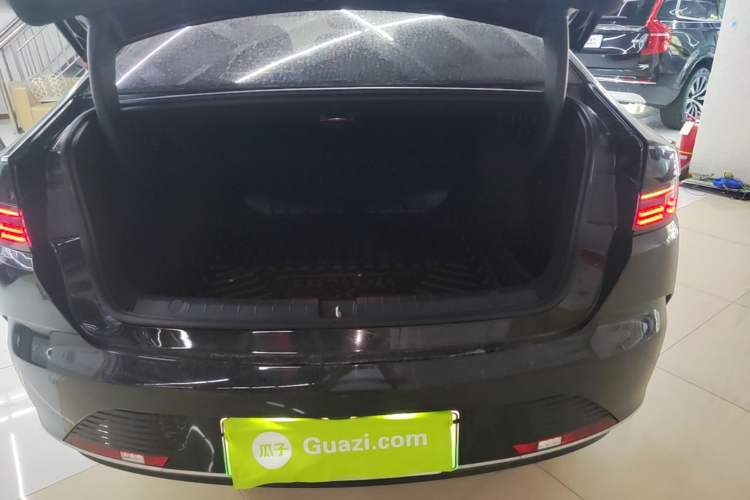 Used BYD Destroyer 05 2024 Honor Edition DM-i 120KM Luxury Model Trunk