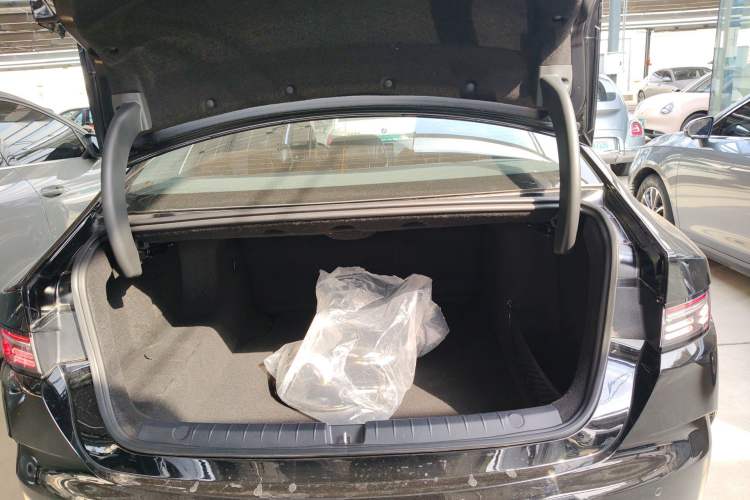 Used BYD Destroyer 05 2024 HONOR Edition DM-i 55KM Luxury Model Trunk