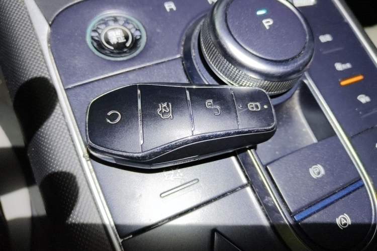 Used BYD Destroyer 05 2024 HONOR Edition DM-i 55KM Luxury Model Vehicle Key