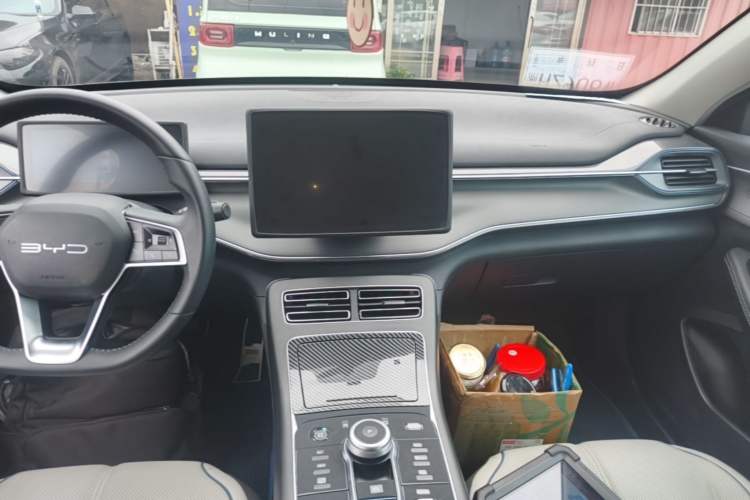 Used BYD Destroyer 05 2024 HONOR Edition DM-i 55KM Luxury Model Audio And AC Panel