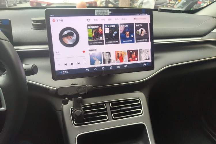 Used BYD Destroyer 05 2024 HONOR Edition DM-i 55KM Luxury Model Audio And AC Panel