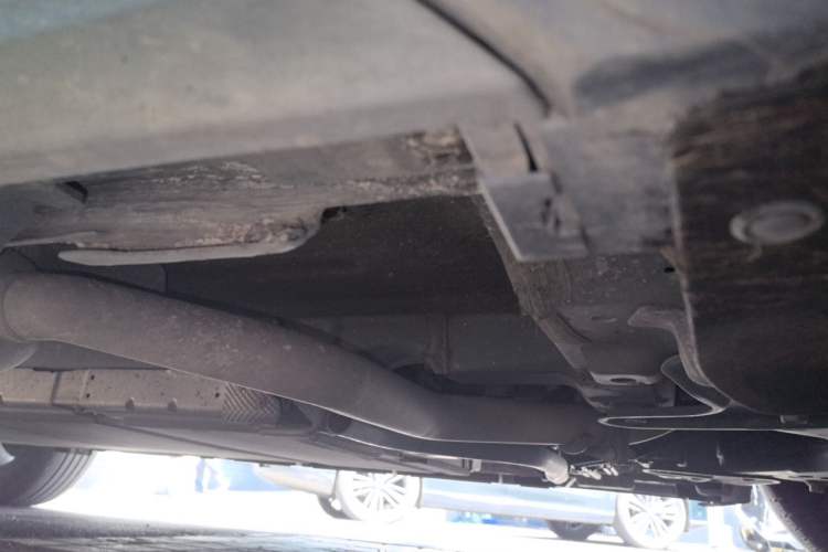 Used BYD Destroyer 05 2024 HONOR Edition DM-i 55KM Luxury Model Chassis Front Right