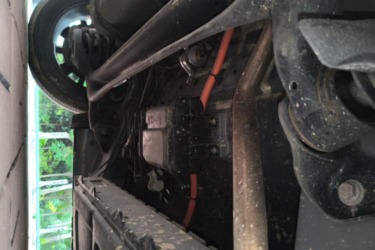 Used BYD Destroyer 05 2024 Honor Edition DM-i 120KM Luxury Model Chassis Rear Right
