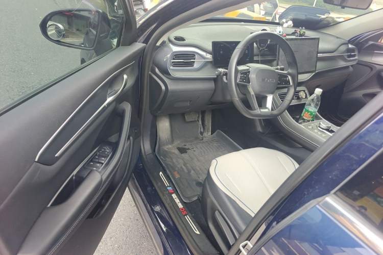 Used BYD Destroyer 05 2024 HONOR Edition DM-i 55KM Luxury Model Driver Seat