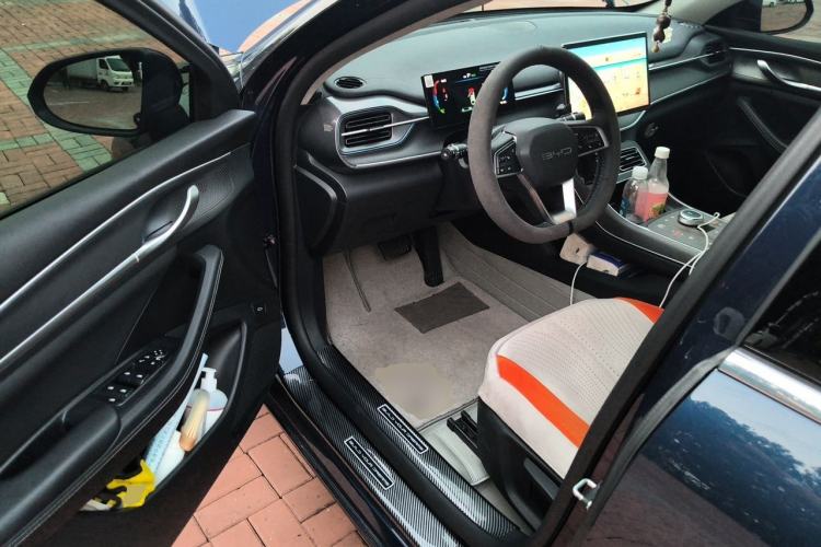 Used BYD Destroyer 05 2024 Honor Edition DM-i 120KM Luxury Model Driver Seat