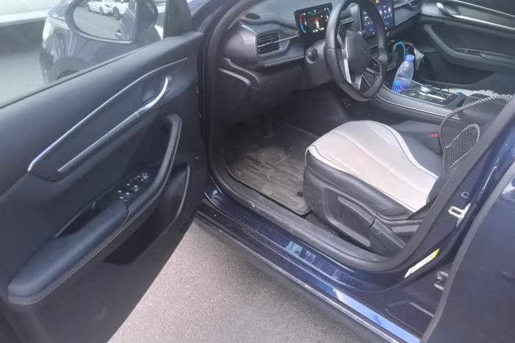 Used BYD Destroyer 05 2024 HONOR Edition DM-i 55KM Luxury Model Driver Seat