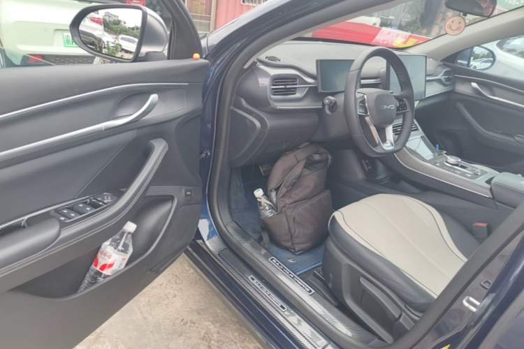 Used BYD Destroyer 05 2024 HONOR Edition DM-i 55KM Luxury Model Driver Seat