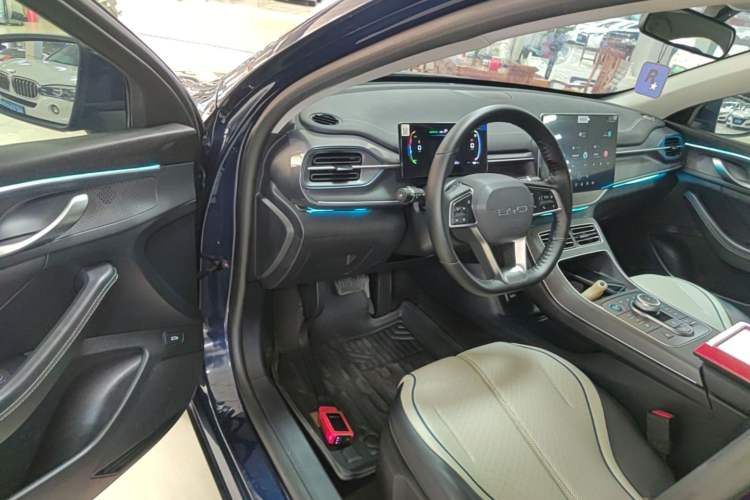 Used BYD Destroyer 05 2024 HONOR Edition DM-i 55KM Luxury Model Driver Seat