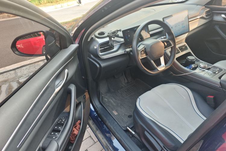 Used BYD Destroyer 05 2024 HONOR Edition DM-i 55KM Luxury Model Driver Seat