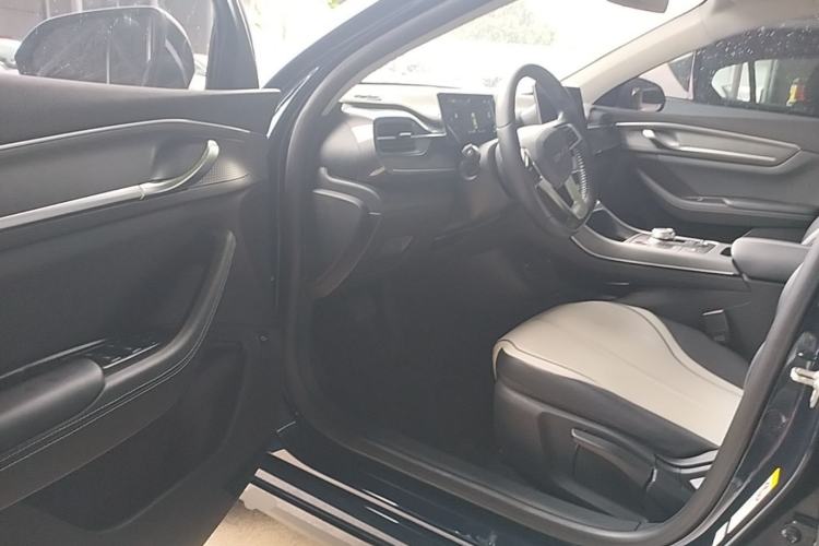 Used BYD Destroyer 05 2024 HONOR Edition DM-i 55KM Luxury Model Driver Seat
