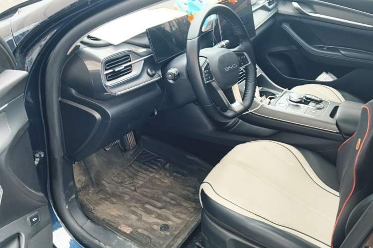 Used BYD Destroyer 05 2024 HONOR Edition DM-i 55KM Luxury Model Driver Seat