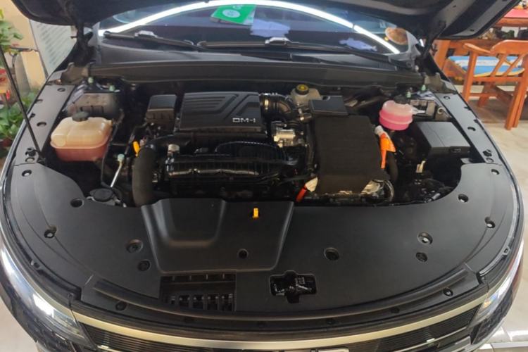 Used BYD Destroyer 05 2024 HONOR Edition DM-i 55KM Luxury Model Engine Bay