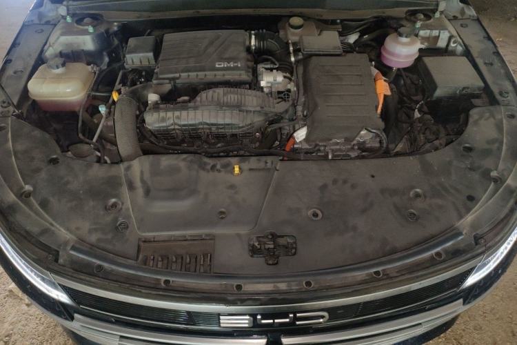 Used BYD Destroyer 05 2024 HONOR Edition DM-i 55KM Luxury Model Engine Bay