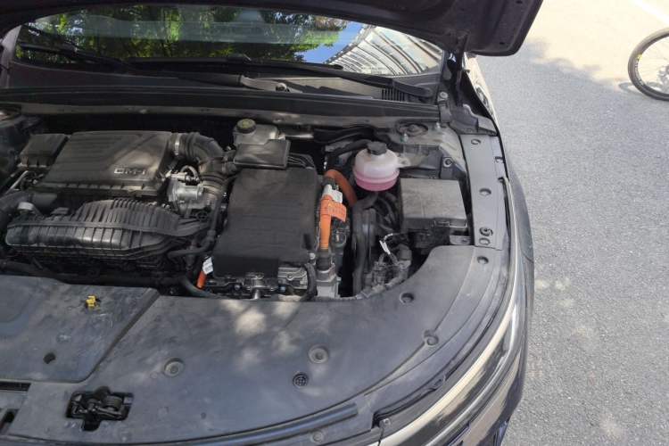 Used BYD Destroyer 05 2024 HONOR Edition DM-i 55KM Luxury Model Engine Bay Left