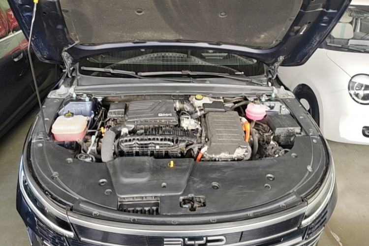 Used BYD Destroyer 05 2024 HONOR Edition DM-i 55KM Luxury Model Engine Bay