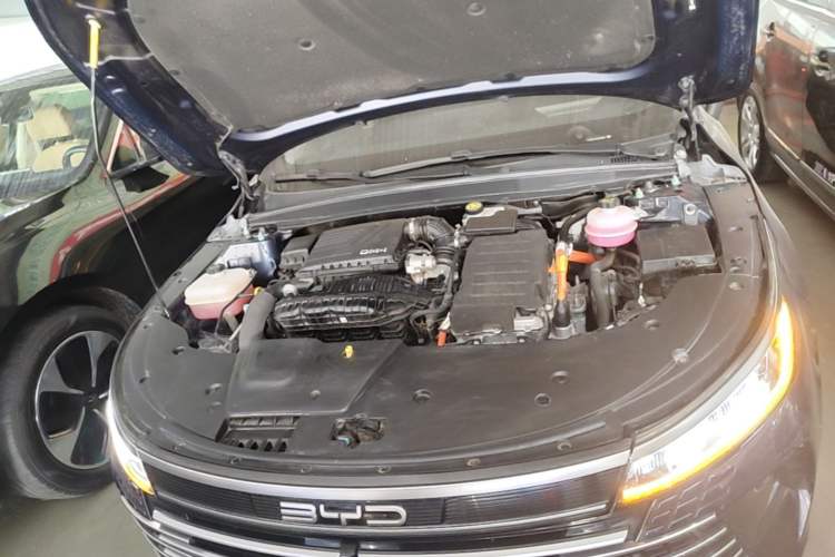 Used BYD Destroyer 05 2024 HONOR Edition DM-i 55KM Luxury Model Engine Bay