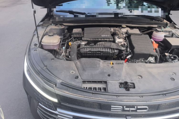 Used BYD Destroyer 05 2024 HONOR Edition DM-i 55KM Luxury Model Engine Bay Right