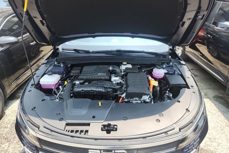 Used BYD Destroyer 05 2024 HONOR Edition DM-i 55KM Luxury Model Engine Bay