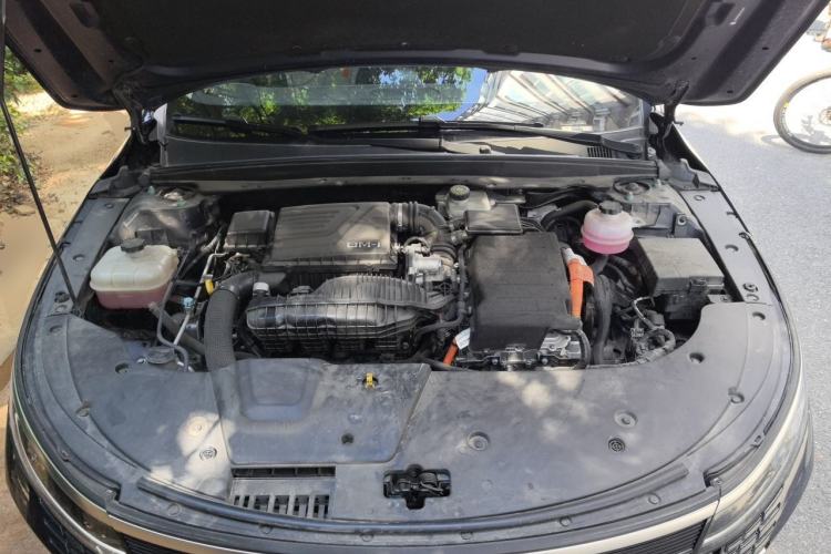 Used BYD Destroyer 05 2024 HONOR Edition DM-i 55KM Luxury Model Engine Bay