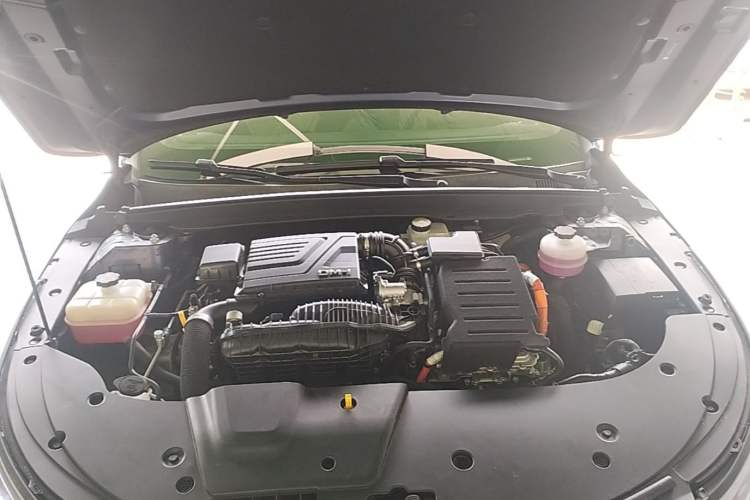 Used BYD Destroyer 05 2024 HONOR Edition DM-i 55KM Luxury Model Engine Bay
