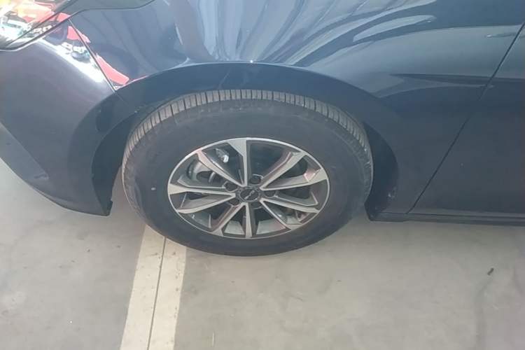 Used BYD Destroyer 05 2024 HONOR Edition DM-i 55KM Luxury Model Exterior 4