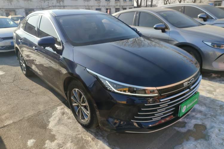 Used BYD Destroyer 05 2024 HONOR Edition DM-i 55KM Luxury Model Front Right 45 Deg
