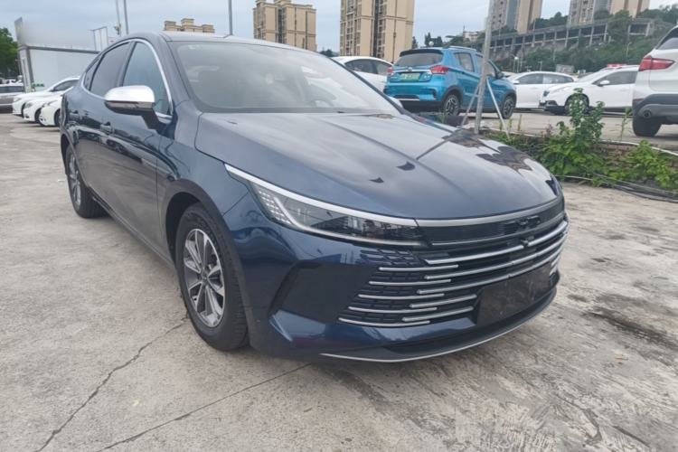 Used BYD Destroyer 05 2024 HONOR Edition DM-i 55KM Luxury Model Front Right 45 Deg